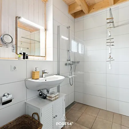 Cliff Holiday home